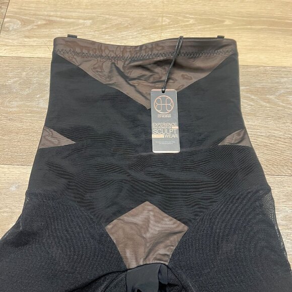 Honey Love Sculptwear Medium The Super Power Short Black - New with Tags - NWT - Picture 11 of 11